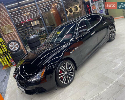 Мазераті Ghibli, об'ємом двигуна 2.98 л та пробігом 100 тис. км за 17500 $, фото 1 на Automoto.ua