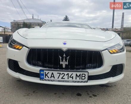Мазераті Ghibli, об'ємом двигуна 3 л та пробігом 117 тис. км за 28000 $, фото 1 на Automoto.ua