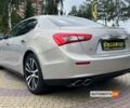 Сірий Мазераті Ghibli, об'ємом двигуна 3 л та пробігом 139 тис. км за 19600 $, фото 4 на Automoto.ua