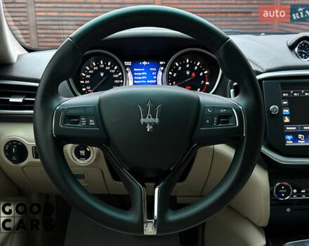 Сірий Мазераті Ghibli, об'ємом двигуна 2.98 л та пробігом 63 тис. км за 21000 $, фото 29 на Automoto.ua