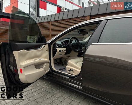 Сірий Мазераті Ghibli, об'ємом двигуна 2.98 л та пробігом 63 тис. км за 21000 $, фото 19 на Automoto.ua