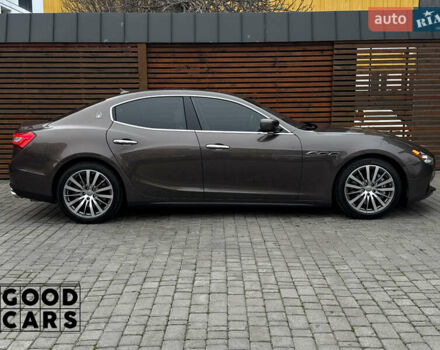 Сірий Мазераті Ghibli, об'ємом двигуна 2.98 л та пробігом 63 тис. км за 21000 $, фото 7 на Automoto.ua