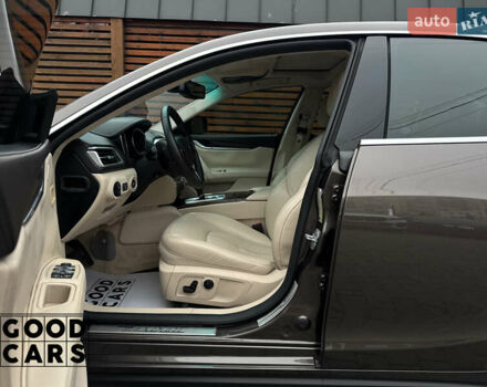 Сірий Мазераті Ghibli, об'ємом двигуна 2.98 л та пробігом 63 тис. км за 21000 $, фото 20 на Automoto.ua