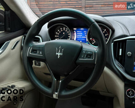 Сірий Мазераті Ghibli, об'ємом двигуна 2.98 л та пробігом 63 тис. км за 21000 $, фото 28 на Automoto.ua