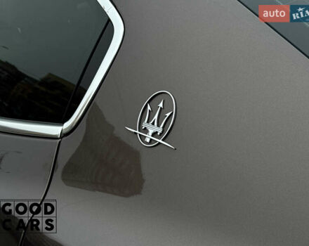 Сірий Мазераті Ghibli, об'ємом двигуна 2.98 л та пробігом 63 тис. км за 21000 $, фото 16 на Automoto.ua