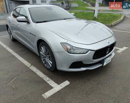 Серый Мазерати Гибли, объемом двигателя 2.98 л и пробегом 183 тыс. км за 18800 $, фото 8 на Automoto.ua