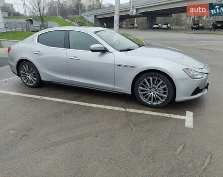 Серый Мазерати Гибли, объемом двигателя 2.98 л и пробегом 183 тыс. км за 18800 $, фото 4 на Automoto.ua