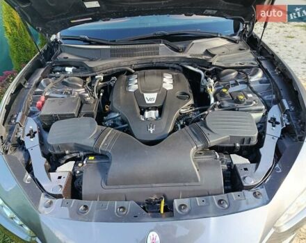 Сірий Мазераті Ghibli, об'ємом двигуна 2.98 л та пробігом 138 тис. км за 19999 $, фото 7 на Automoto.ua