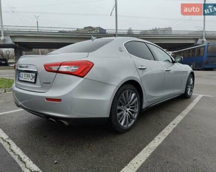 Серый Мазерати Гибли, объемом двигателя 2.98 л и пробегом 183 тыс. км за 18800 $, фото 10 на Automoto.ua