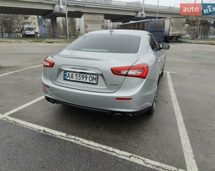 Серый Мазерати Гибли, объемом двигателя 2.98 л и пробегом 183 тыс. км за 18800 $, фото 7 на Automoto.ua