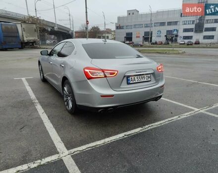 Серый Мазерати Гибли, объемом двигателя 2.98 л и пробегом 183 тыс. км за 18800 $, фото 13 на Automoto.ua