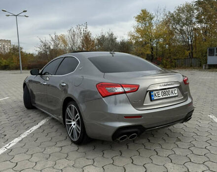 Серый Мазерати Гибли, объемом двигателя 2.98 л и пробегом 75 тыс. км за 33000 $, фото 15 на Automoto.ua