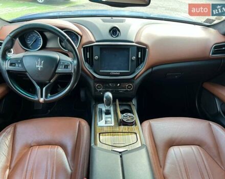 Синій Мазераті Ghibli, об'ємом двигуна 2.99 л та пробігом 201 тис. км за 27900 $, фото 14 на Automoto.ua