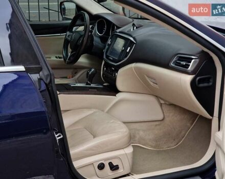 Мазерати Гибли 2014 в Одессе на Automoto.ua Синий Мазерати Гибли, объемом двигателя 2.98 л и пробегом 163 тыс. км за 18490 $, фото 50 на Automoto.ua