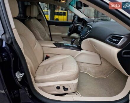 Мазерати Гибли 2014 в Одессе на Automoto.ua Синий Мазерати Гибли, объемом двигателя 2.98 л и пробегом 163 тыс. км за 18490 $, фото 48 на Automoto.ua