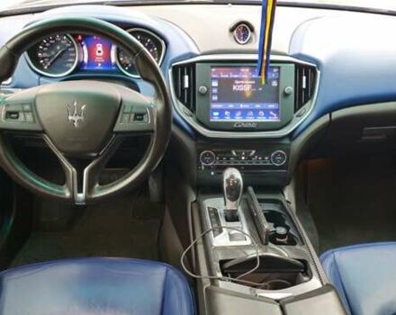 Синий Мазерати Гибли, объемом двигателя 3 л и пробегом 118 тыс. км за 23000 $, фото 15 на Automoto.ua