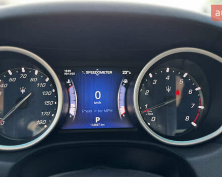 Синій Мазераті Ghibli, об'ємом двигуна 2.98 л та пробігом 145 тис. км за 15999 $, фото 14 на Automoto.ua