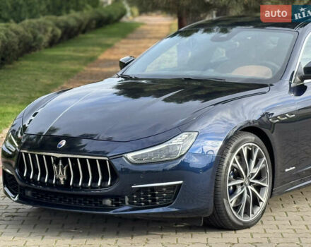 Синий Мазерати Гибли, объемом двигателя 2.98 л и пробегом 20 тыс. км за 42000 $, фото 15 на Automoto.ua