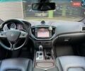 Зелений Мазераті Ghibli, об'ємом двигуна 2.98 л та пробігом 120 тис. км за 23990 $, фото 15 на Automoto.ua