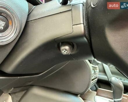 Зелений Мазераті Ghibli, об'ємом двигуна 2.98 л та пробігом 120 тис. км за 23990 $, фото 17 на Automoto.ua