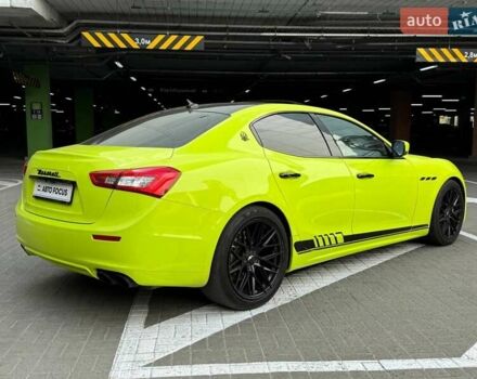 Зелений Мазераті Ghibli, об'ємом двигуна 2.98 л та пробігом 120 тис. км за 23990 $, фото 5 на Automoto.ua