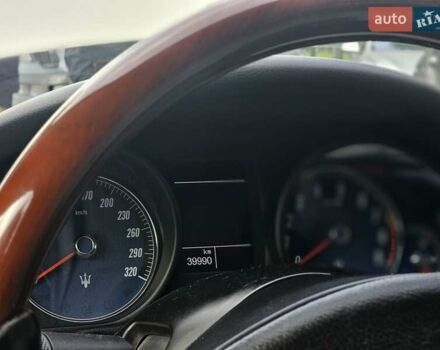 Белый Мазерати Грантуризмо, объемом двигателя 4.24 л и пробегом 39 тыс. км за 26999 $, фото 18 на Automoto.ua