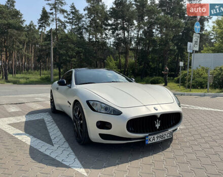 Черный Мазерати Грантуризмо, объемом двигателя 4.24 л и пробегом 150 тыс. км за 39500 $, фото 6 на Automoto.ua