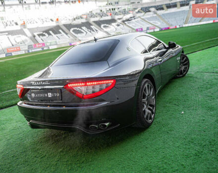 Сірий Мазераті Granturismo, об'ємом двигуна 4.24 л та пробігом 53 тис. км за 29900 $, фото 20 на Automoto.ua