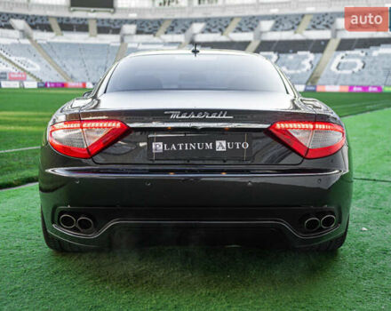 Сірий Мазераті Granturismo, об'ємом двигуна 4.24 л та пробігом 53 тис. км за 29900 $, фото 18 на Automoto.ua