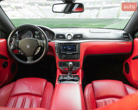 Сірий Мазераті Granturismo, об'ємом двигуна 4.24 л та пробігом 53 тис. км за 29900 $, фото 62 на Automoto.ua