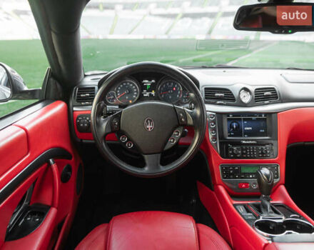 Сірий Мазераті Granturismo, об'ємом двигуна 4.24 л та пробігом 53 тис. км за 29900 $, фото 66 на Automoto.ua