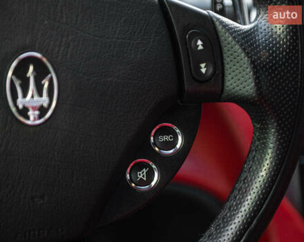 Сірий Мазераті Granturismo, об'ємом двигуна 4.24 л та пробігом 53 тис. км за 29900 $, фото 31 на Automoto.ua