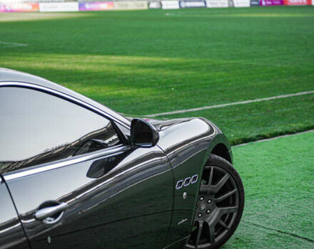 Сірий Мазераті Granturismo, об'ємом двигуна 4.24 л та пробігом 53 тис. км за 29900 $, фото 23 на Automoto.ua