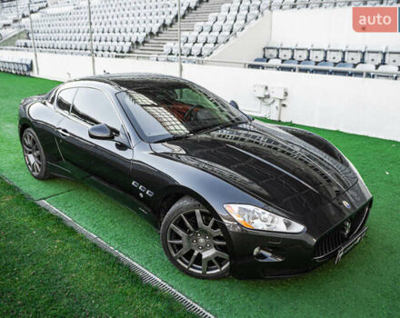 Сірий Мазераті Granturismo, об'ємом двигуна 4.24 л та пробігом 53 тис. км за 29900 $, фото 13 на Automoto.ua