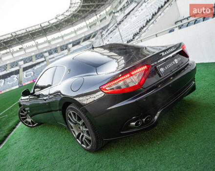 Сірий Мазераті Granturismo, об'ємом двигуна 4.24 л та пробігом 53 тис. км за 29900 $, фото 17 на Automoto.ua