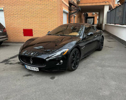 Сірий Мазераті Granturismo, об'ємом двигуна 4.69 л та пробігом 79 тис. км за 35000 $, фото 1 на Automoto.ua