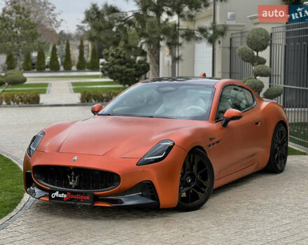 Помаранчевий Мазераті Granturismo, об'ємом двигуна 0 л та пробігом 4 тис. км за 178000 $, фото 6 на Automoto.ua