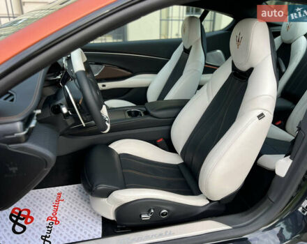 Помаранчевий Мазераті Granturismo, об'ємом двигуна 0 л та пробігом 4 тис. км за 178000 $, фото 38 на Automoto.ua