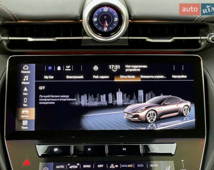 Помаранчевий Мазераті Granturismo, об'ємом двигуна 0 л та пробігом 4 тис. км за 178000 $, фото 79 на Automoto.ua