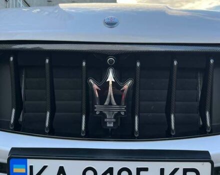 Белый Мазерати Леванте, объемом двигателя 3 л и пробегом 82 тыс. км за 40000 $, фото 29 на Automoto.ua