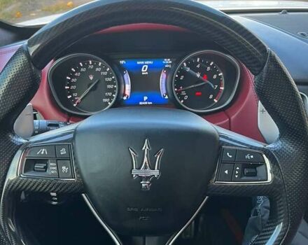 Белый Мазерати Леванте, объемом двигателя 3 л и пробегом 82 тыс. км за 40000 $, фото 67 на Automoto.ua