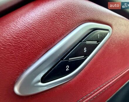 Білий Мазераті Леванте, об'ємом двигуна 2.98 л та пробігом 79 тис. км за 38800 $, фото 71 на Automoto.ua