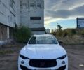 Белый Мазерати Леванте, объемом двигателя 3 л и пробегом 82 тыс. км за 40000 $, фото 1 на Automoto.ua