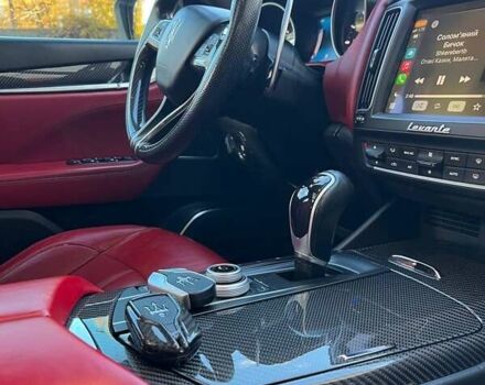 Белый Мазерати Леванте, объемом двигателя 3 л и пробегом 82 тыс. км за 40000 $, фото 52 на Automoto.ua