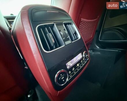 Білий Мазераті Леванте, об'ємом двигуна 2.98 л та пробігом 79 тис. км за 38800 $, фото 77 на Automoto.ua