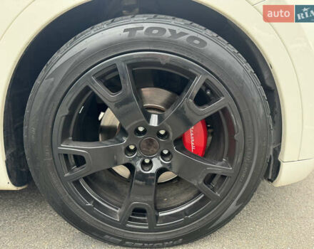 Белый Мазерати Леванте, объемом двигателя 2.98 л и пробегом 97 тыс. км за 32000 $, фото 15 на Automoto.ua