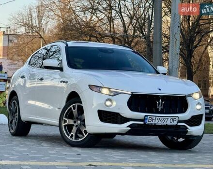 Білий Мазераті Леванте, об'ємом двигуна 2.98 л та пробігом 79 тис. км за 38800 $, фото 44 на Automoto.ua