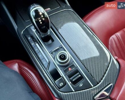 Білий Мазераті Леванте, об'ємом двигуна 2.98 л та пробігом 79 тис. км за 38800 $, фото 126 на Automoto.ua