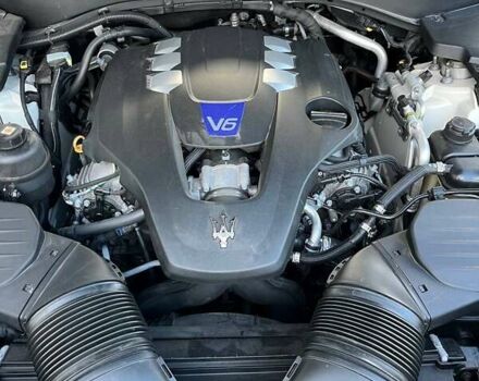 Белый Мазерати Леванте, объемом двигателя 3 л и пробегом 82 тыс. км за 40000 $, фото 26 на Automoto.ua