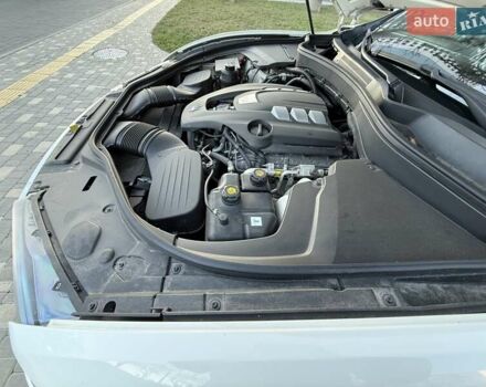 Білий Мазераті Леванте, об'ємом двигуна 2.98 л та пробігом 79 тис. км за 38800 $, фото 117 на Automoto.ua